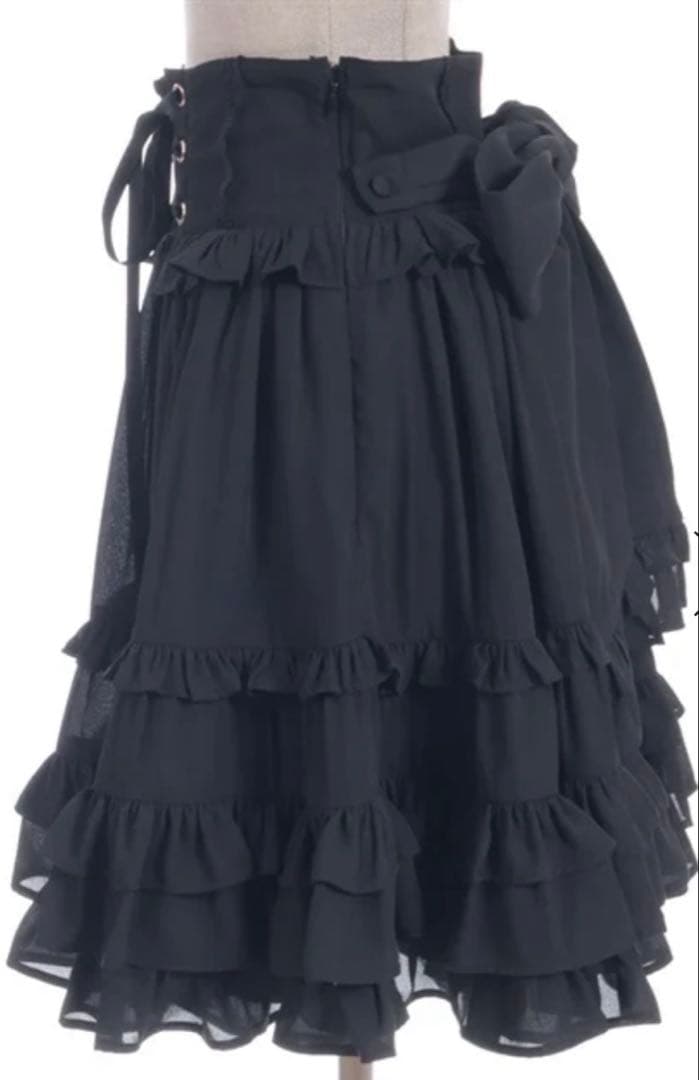 axes femme Chalmiere レースアップフリルスカート（クロ）