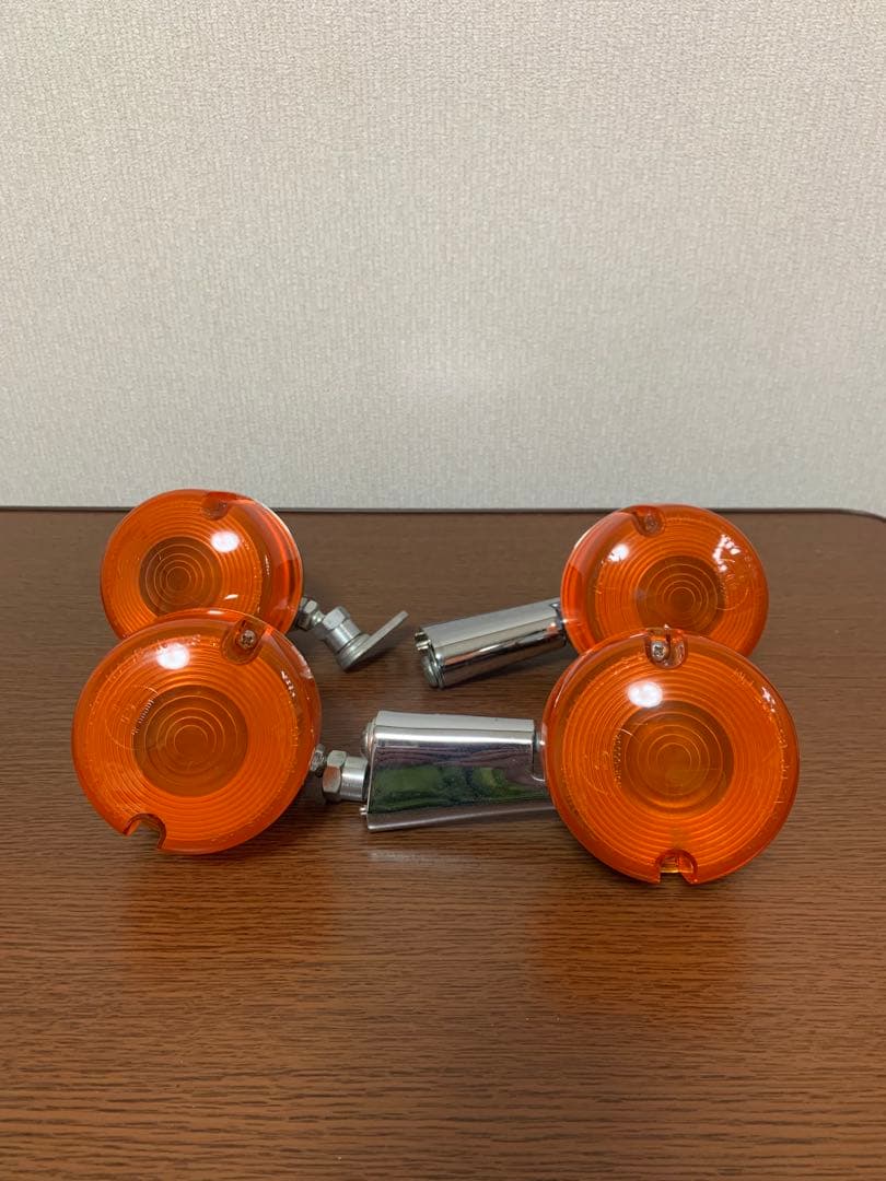 ハーレー　純正ウインカー　4個　綺麗です。