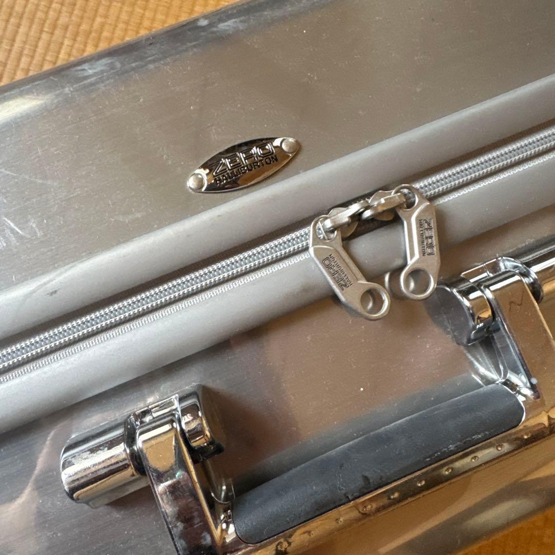 ゼロハリバートン キャリーケース 中型