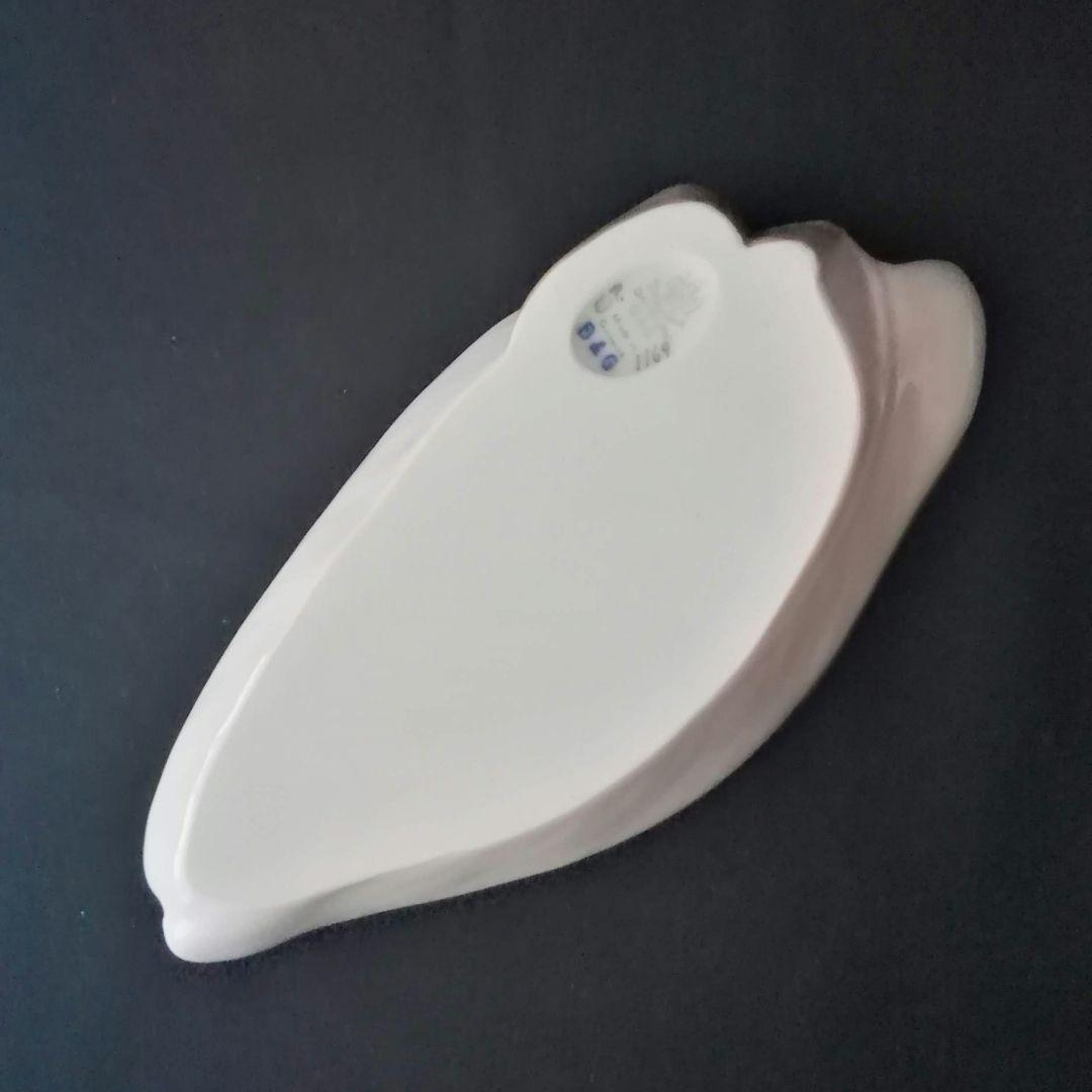 逸品　花文筆皿　ビングオーグレンダール（Ｂ＆Ｇ)　デンマーク　釉裏彩皿