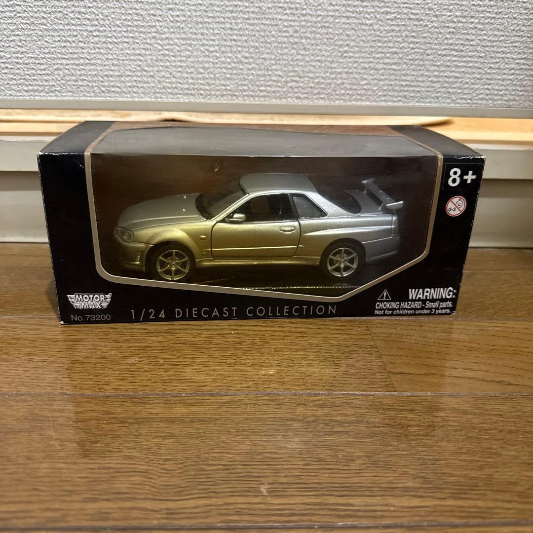 １／２４ スカイライン GTR 銀色 ジャンク