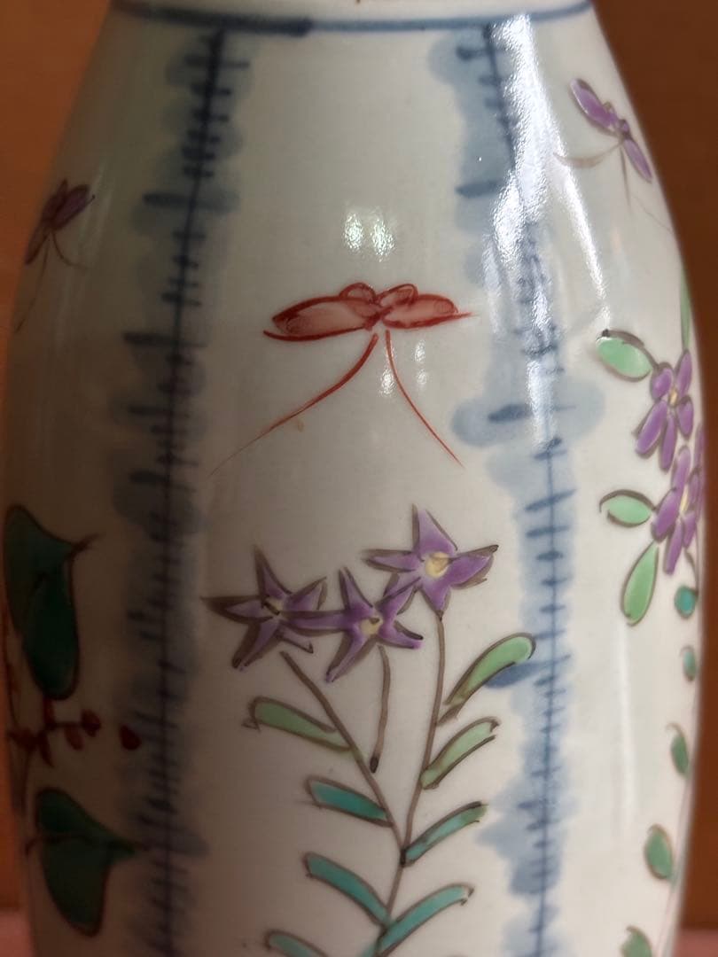 五代佐藤走波62才作色絵窓割萩犬草蝶文筒形花瓶　一点物　未使用