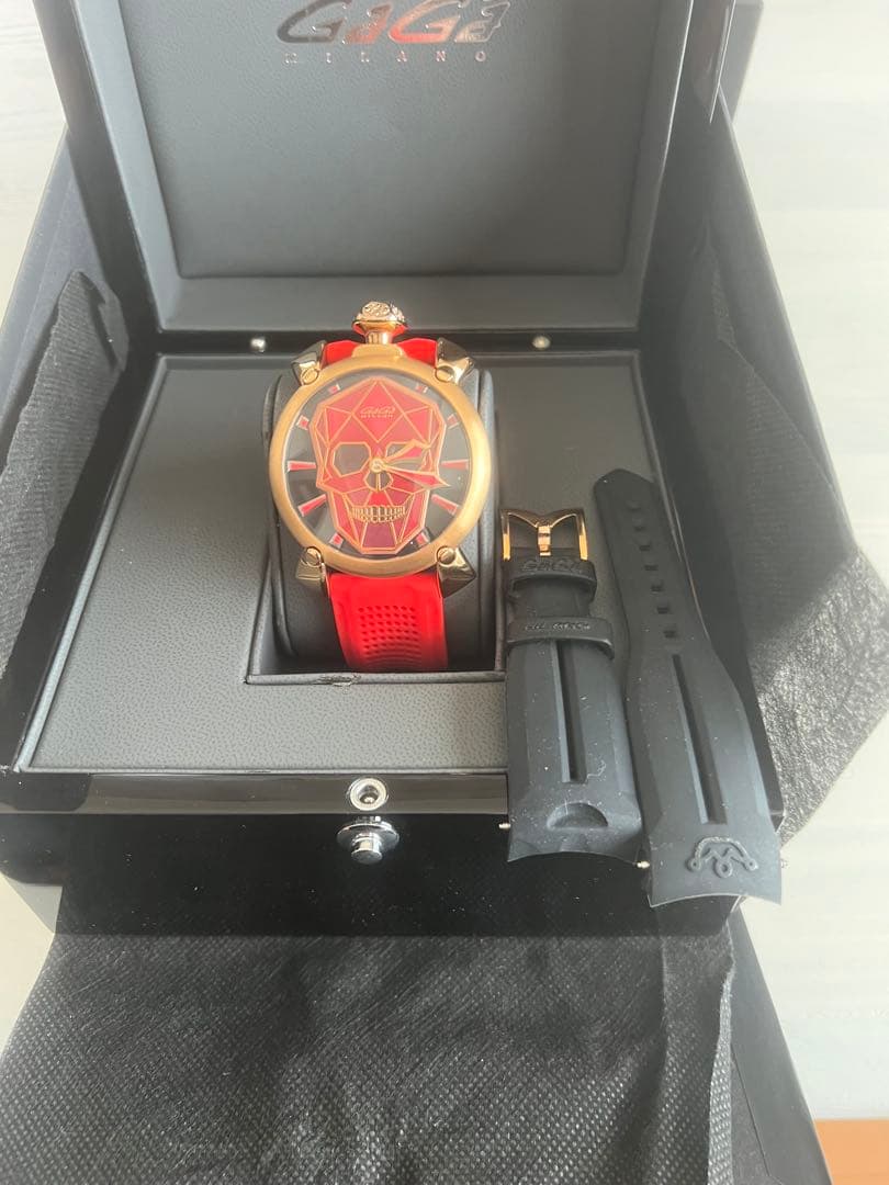 GaGa Milano スカルウォッチ レッド/ゴールド