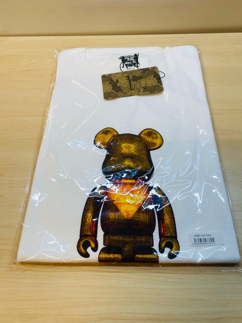 激レア 遊戯王　ベアブリック　千年パズル　Tシャツ　新品未使用　ホワイト　XXL