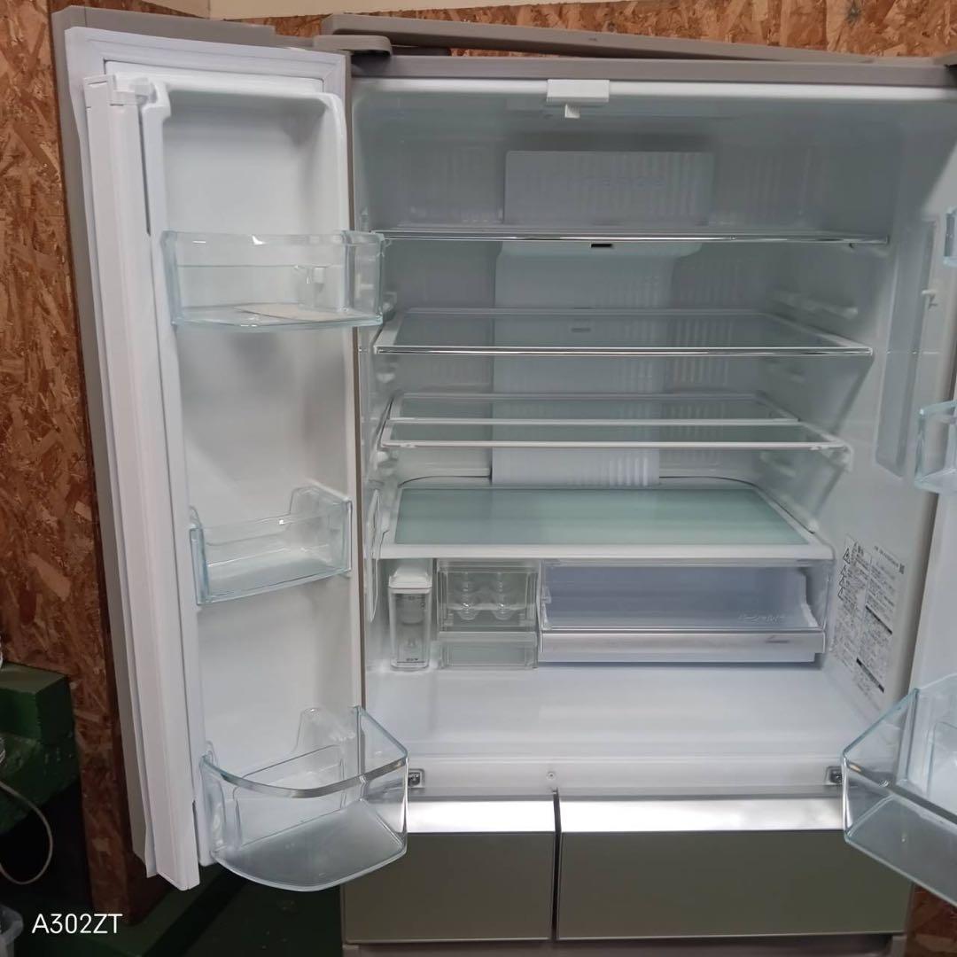 422 パナソニック　大型冷蔵庫　400L強　小型　家庭用　自動製氷　観音開き