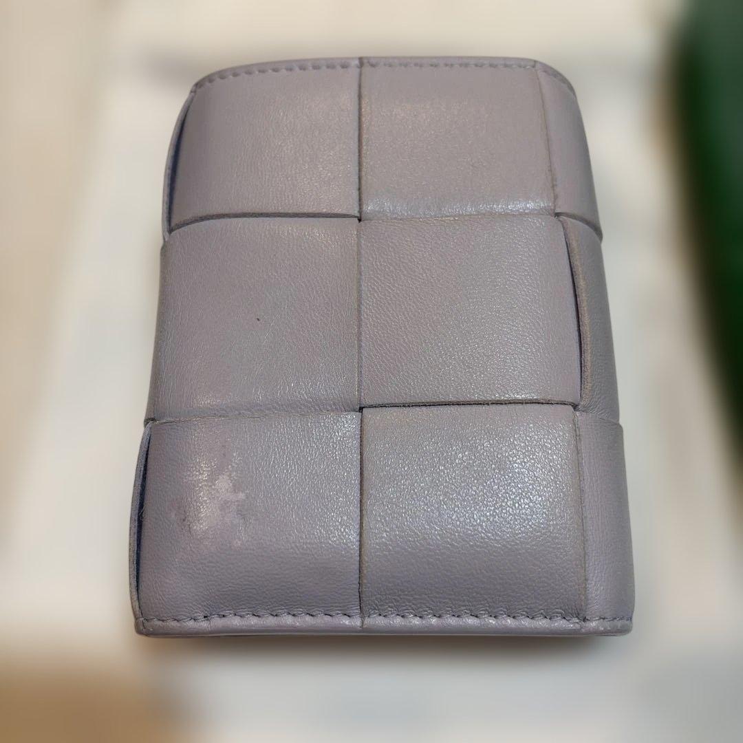 BOTTEGA VENETA 三つ折りファスナーウォレット オイスター