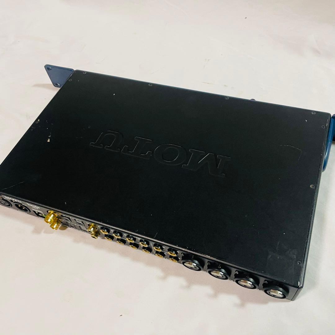 MOTU Traveler mk3 マークオブザユニコーン インターフェース