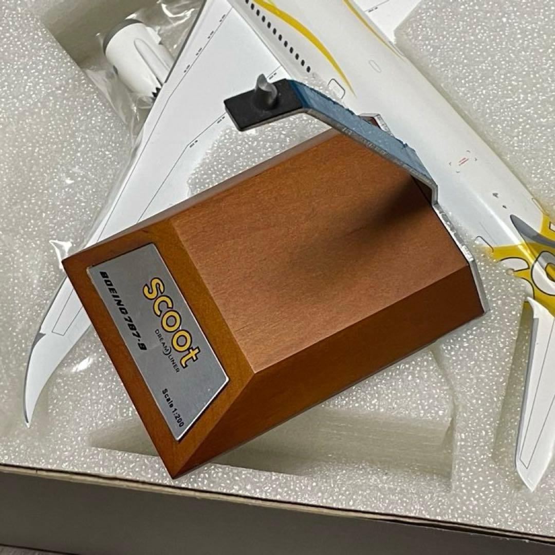 Boeing 787-9 Scoot モデル 1:200