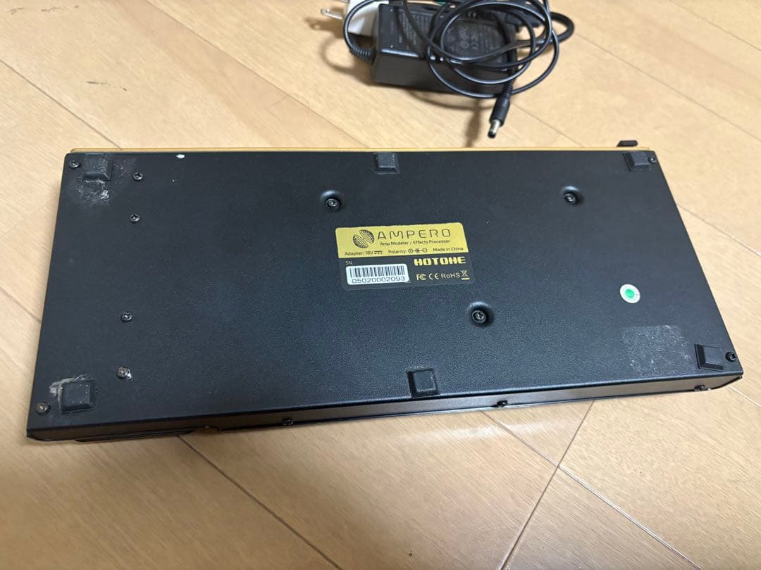 HOTONE AMPERO マルチエフェクター　ギター/ベース　両方使用可能