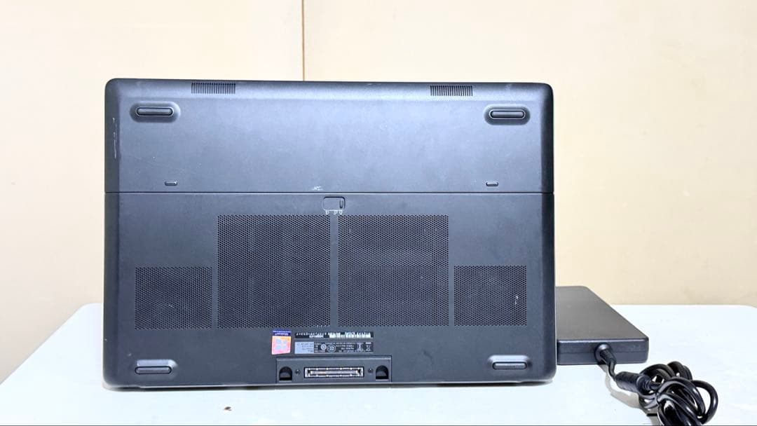 Windowsノート本体 precision 7720 xeon E3-1575m v5 p4000