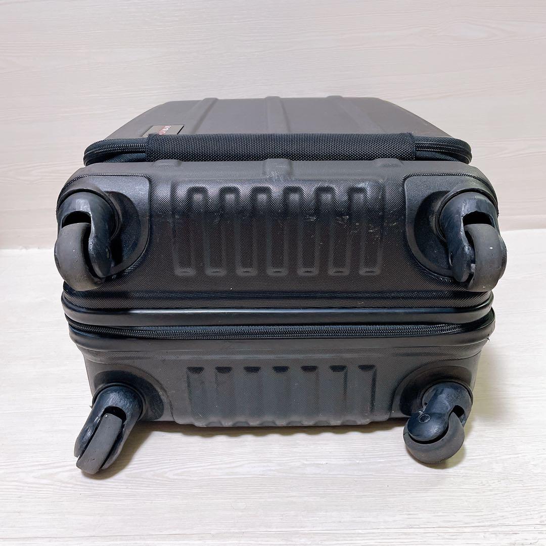 ブリーフィング キャリーケース 34L TSAロック 4輪 機内持込可 3泊 黒