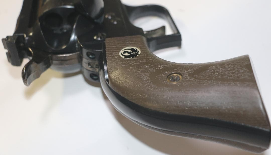 コクサイABS樹脂製モデルガン 　ルガースーパーブラックホーク　１０インチ未発火