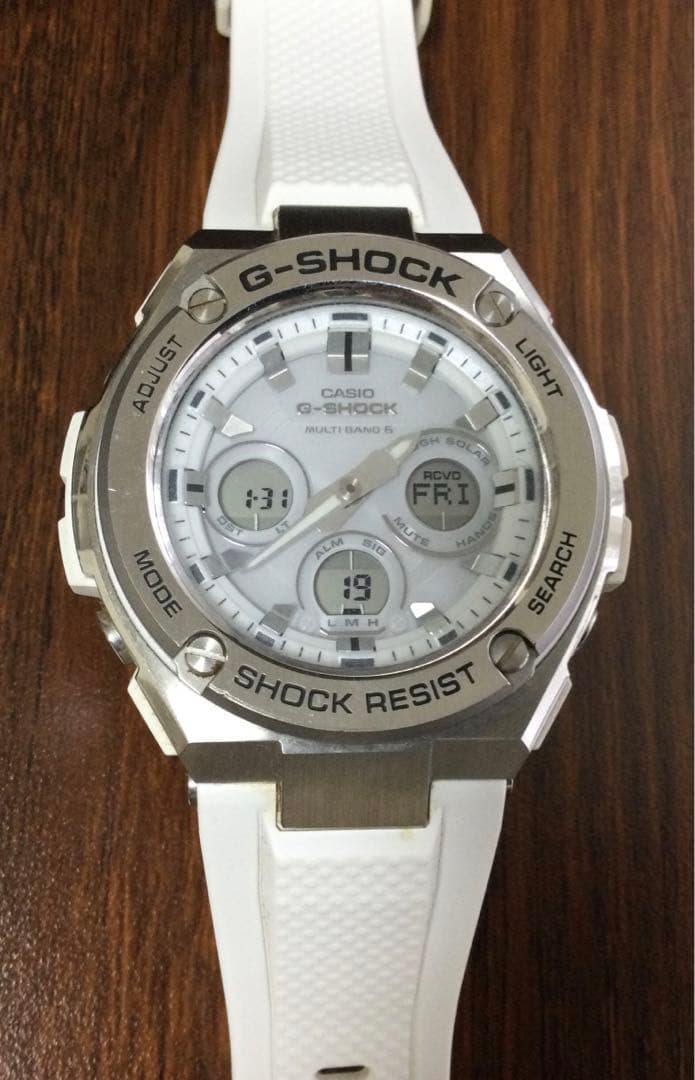 ソーラー腕時計 G-SHOCK
