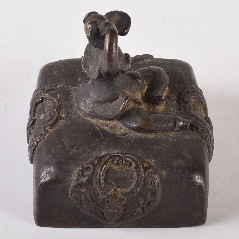 中国　書道具　篆刻　古銅　唐子摘　印材　V　7465