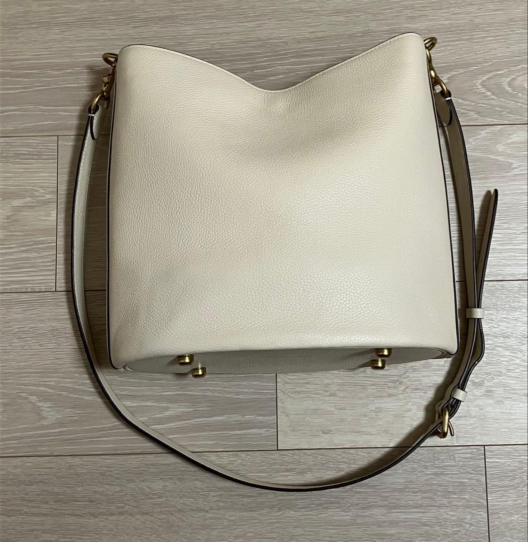 一度のみ！大きいサイズ coach ウィロウソフトバケットバッグ ホワイト