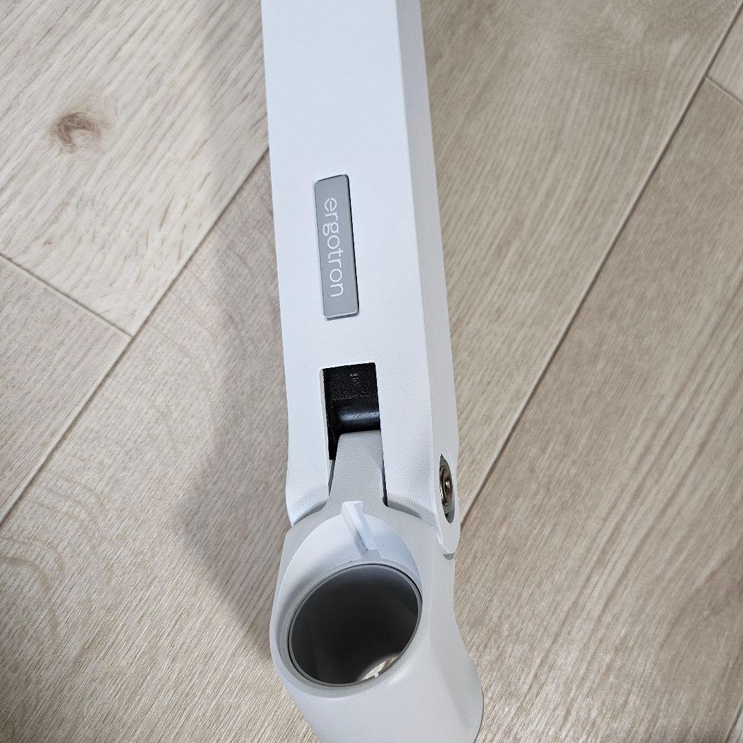 ピクシオゲーミングモニターとエルゴトロンモニターアームのセット