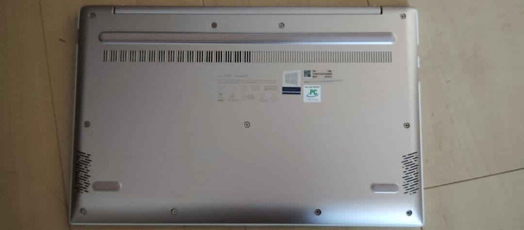 Windowsノート本体 ASUS vivobook