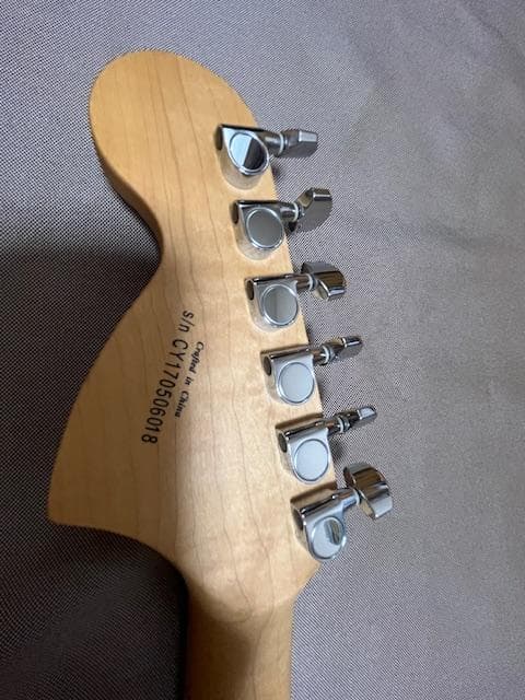 Squier Affinity Stratcaster　美品　サーフグリーン
