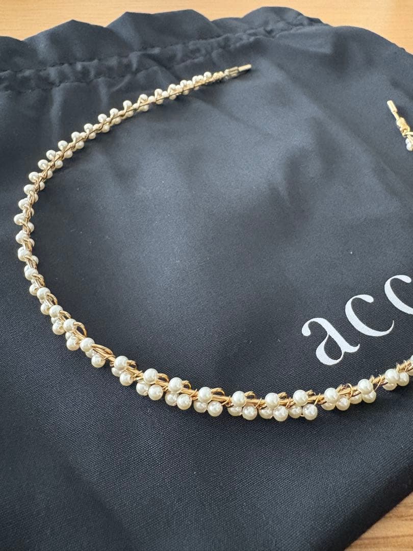 【Pooh chanさん専用】 美品【acca】カチューシャ／パール／ゴールド