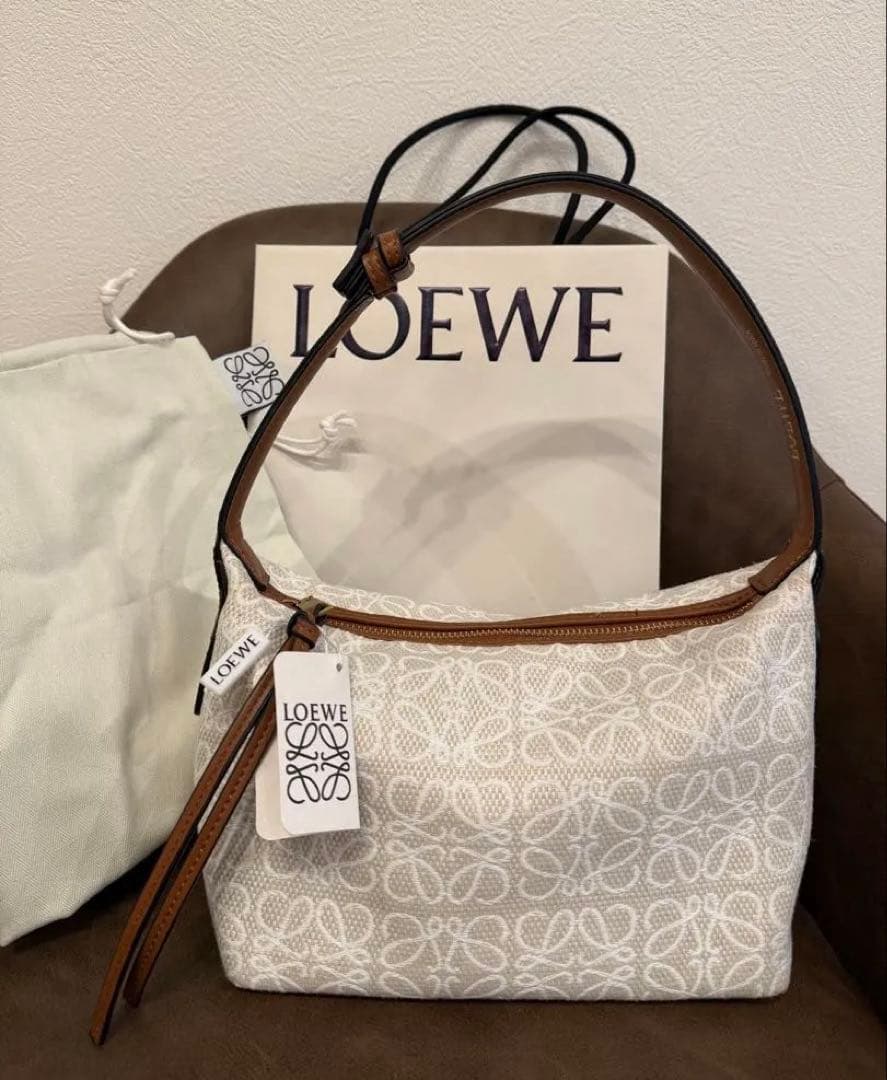 ロエベ LOEWE キュービィバッグ ハンドバッグ ナチュラル ブラウン