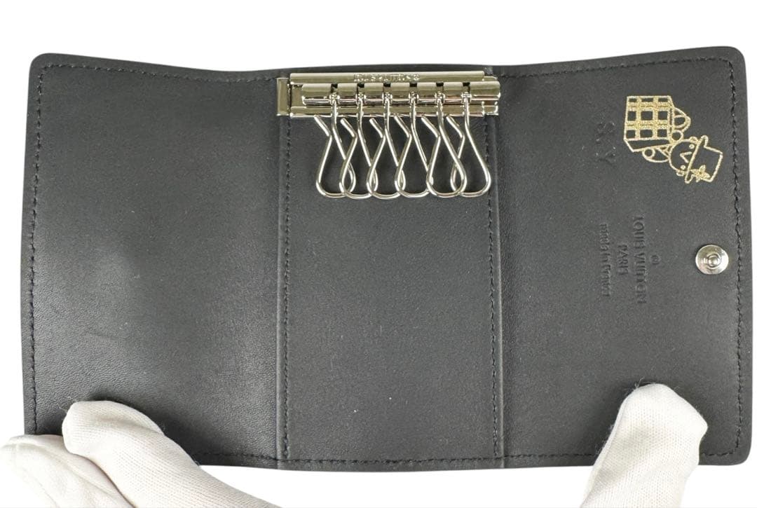 ❤️ほぼ新品❤️ ルイヴィトン　トリヨン　キーケース　ブラック