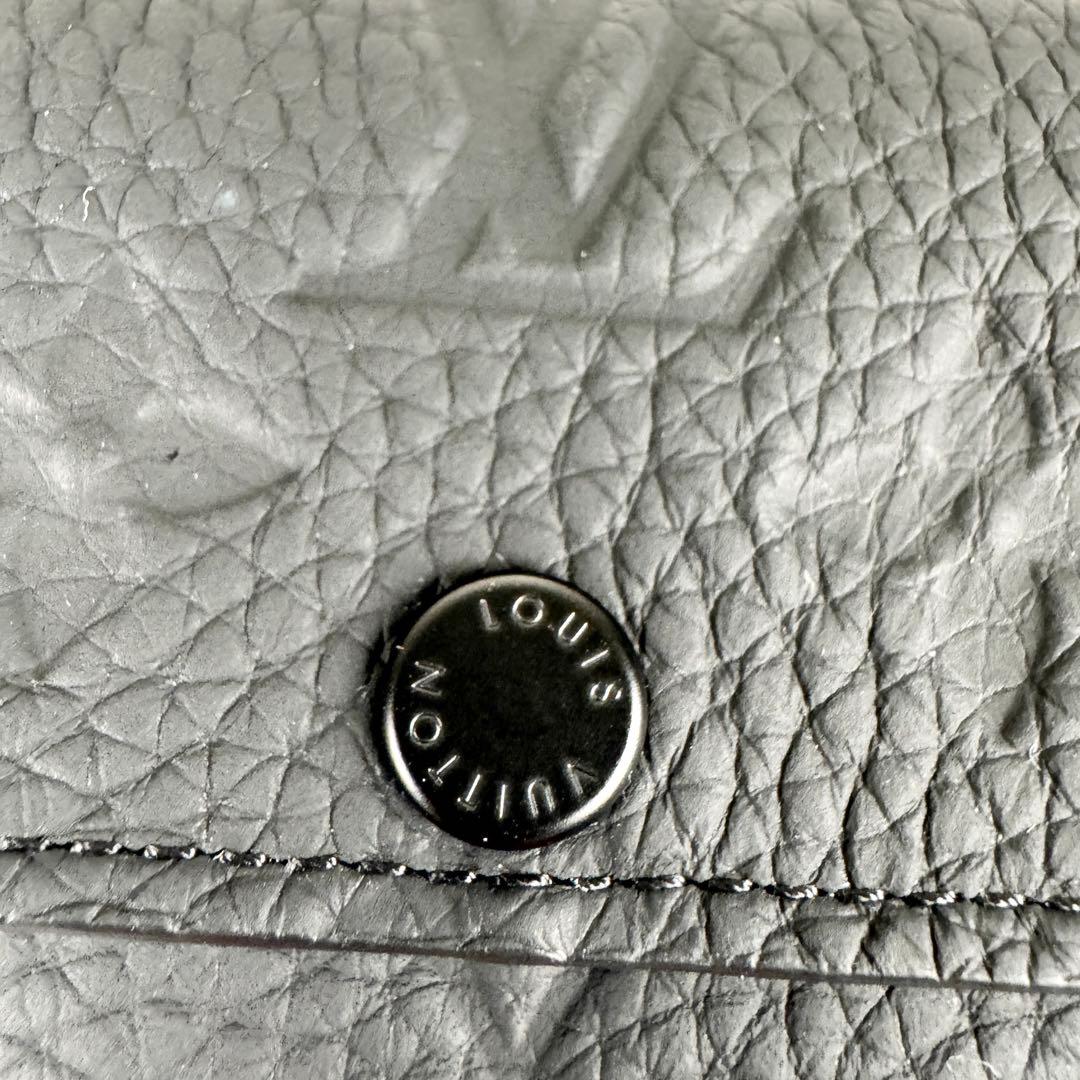 ❤️ほぼ新品❤️ ルイヴィトン　トリヨン　キーケース　ブラック