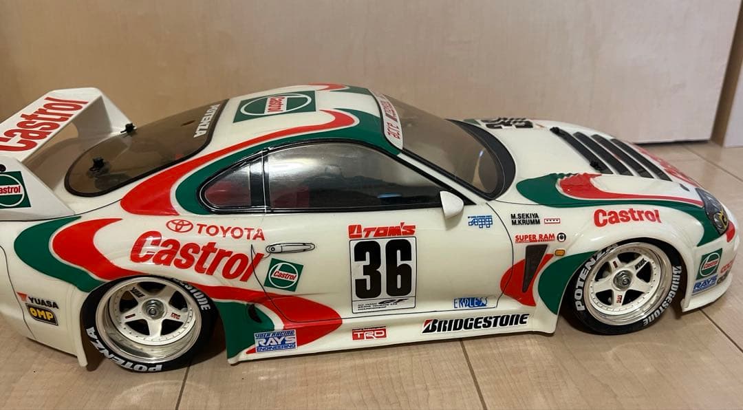 ラジコン　ボディ