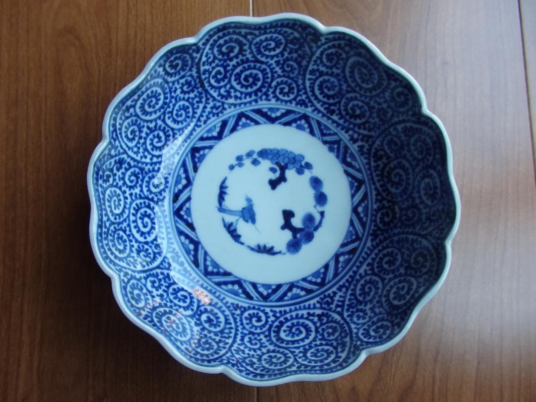 江戸中期古伊万里 染付『蛸唐草に松竹梅文』菓子鉢　成化年製銘