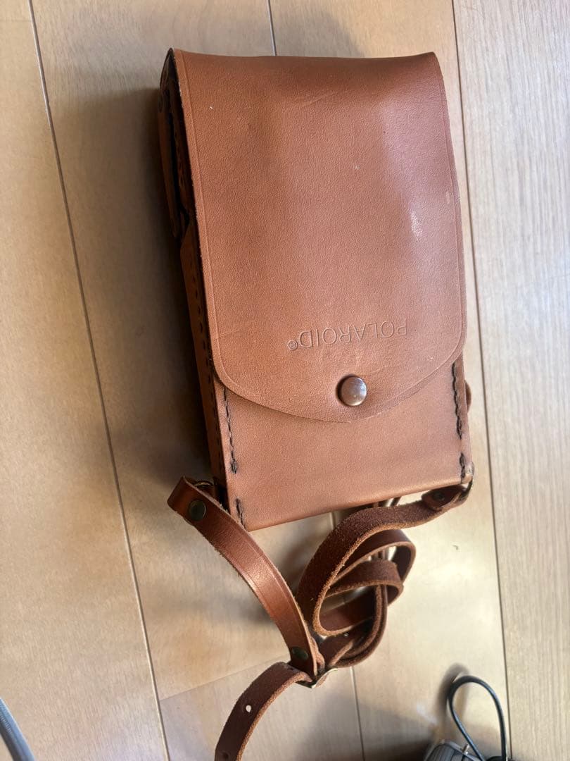 カメラ名：ポラロイド SX-70