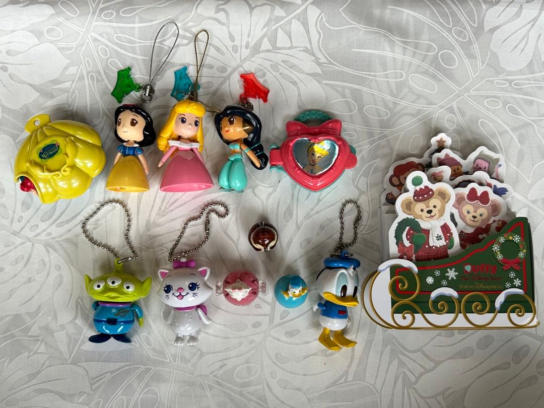 ディズニー グッズ28点セット ミッキー ミニー ドナルド スティッチ