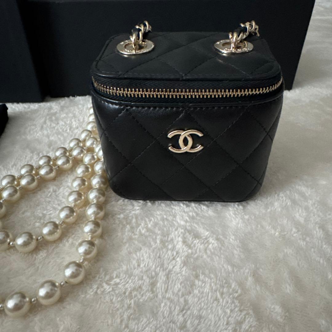 CHANEL パールミニバニティブラック レザー バック