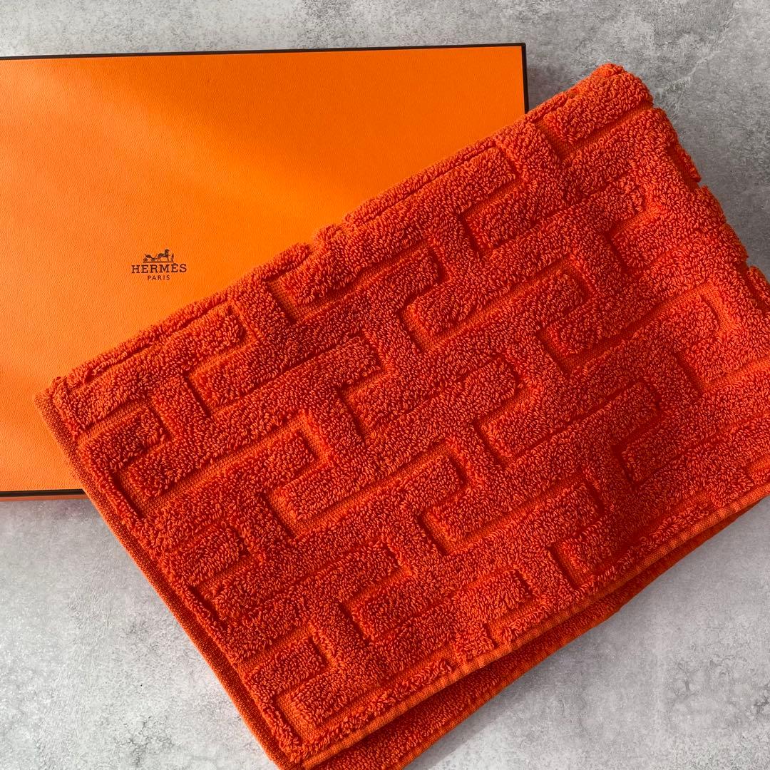 新品・未使用❤️HERMES ゲストタオル《ステアーズ》 オレンジ