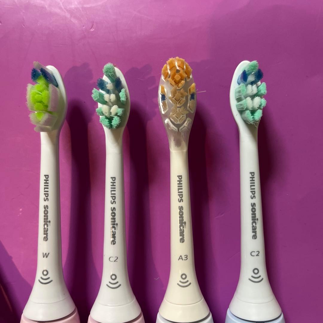 Philips Sonicare 電動歯ブラシ4本セット 充電器付き