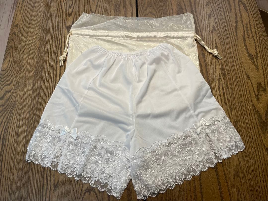 セモア　ブライダルインナー　 E70