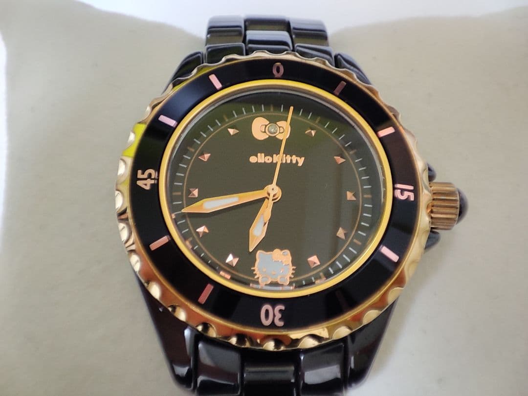 美品 サンリオ ハローキティ セラミック ダイヤモンド ブラック 腕時計 限定品