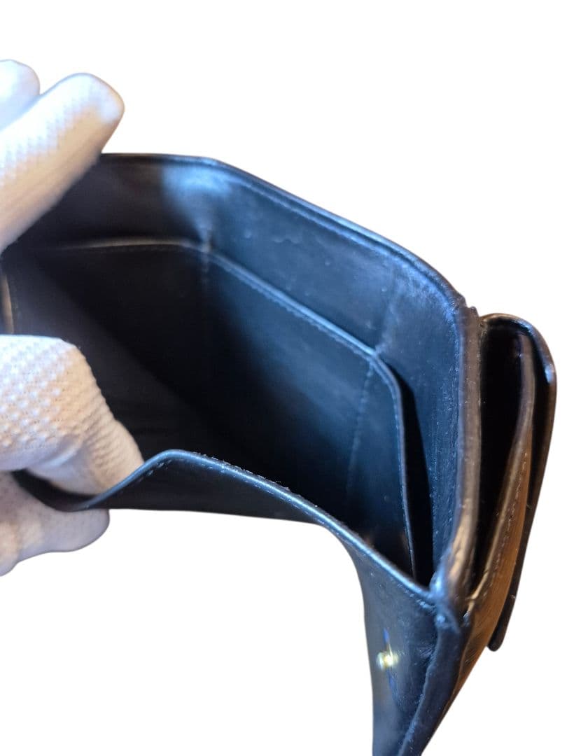 ＰＲＡＤＡ　プラダ　サフィアーノ　三つ折り財布　x