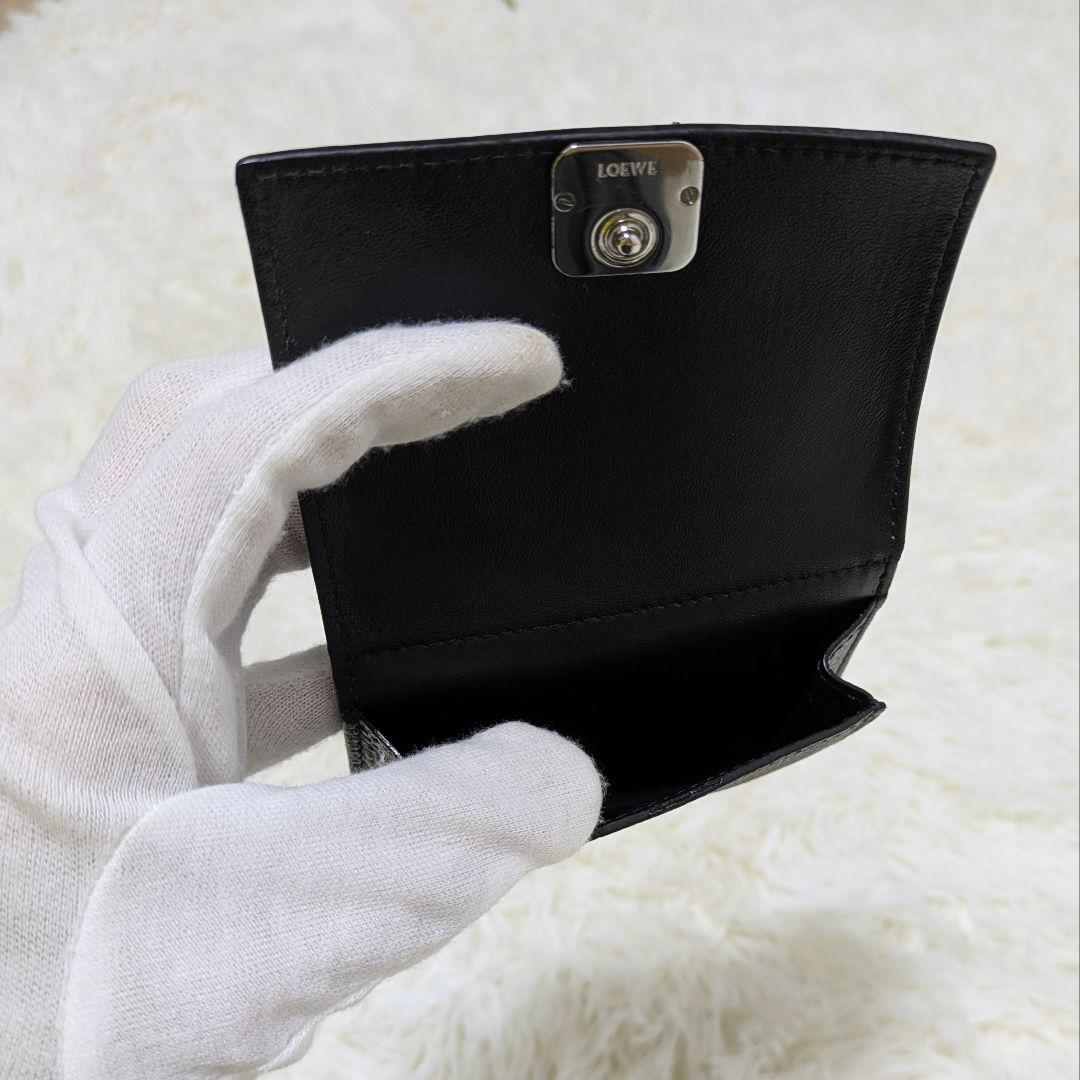 サー✨LOEWE ロエベ　アナグラム　トライフォールドウォレット　Ｗホック