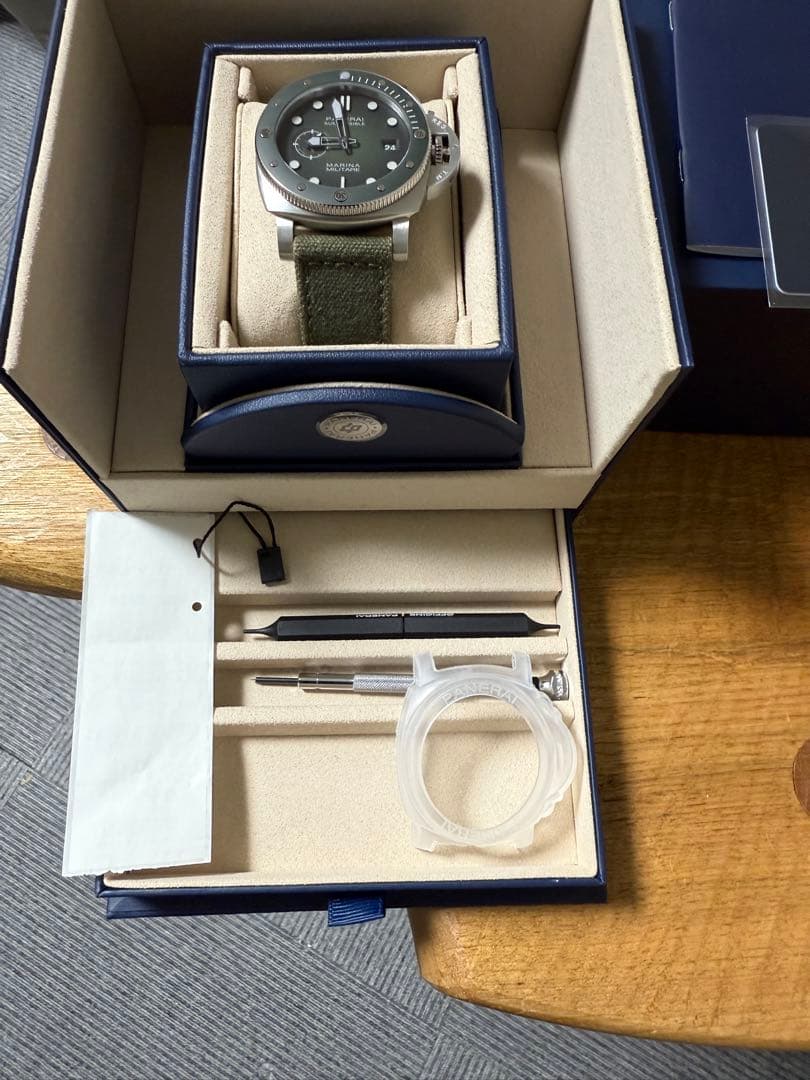 パネライ　サブマーシブル　マリーナミリターレ　PAM01697 付属品完品