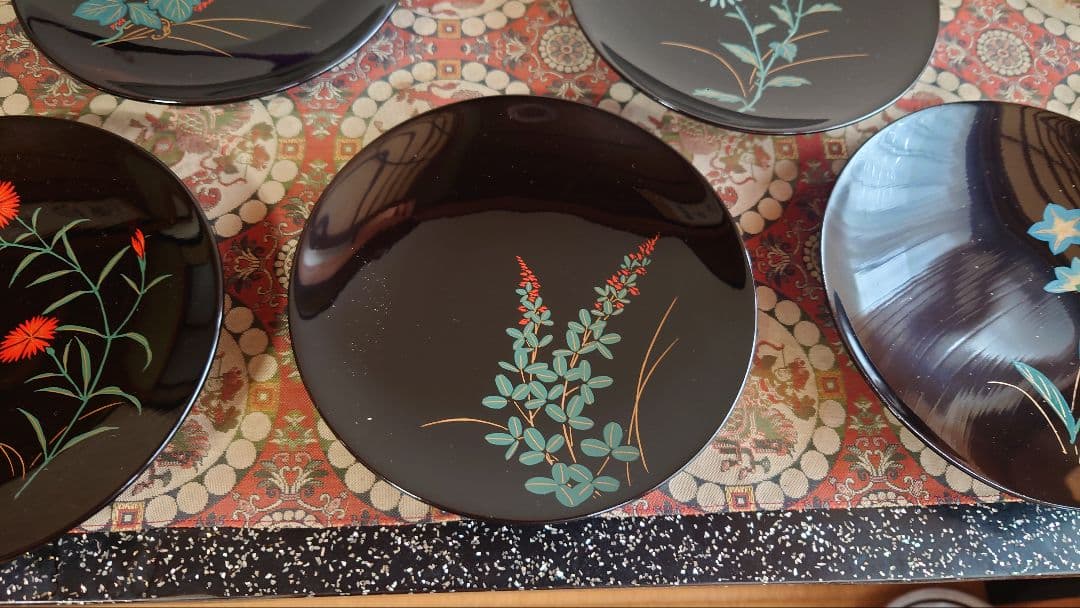 輪島塗り秋草名々菓子皿５客