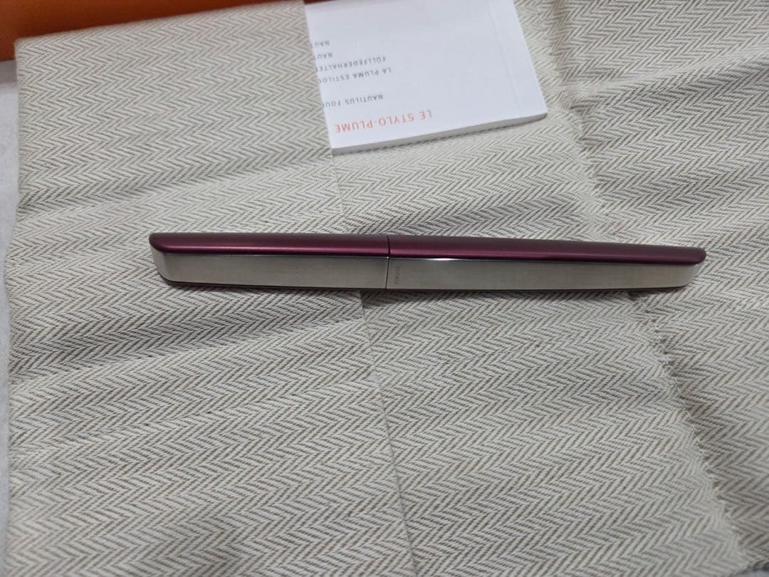 エルメス キャップレス 万年筆