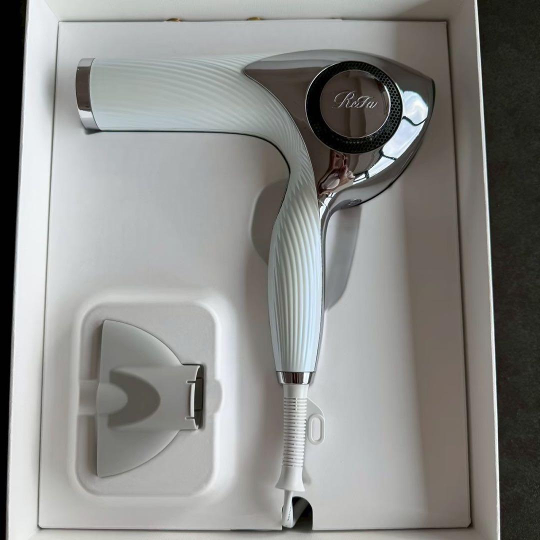 【12/17発送】 RefaリファRE-AB02A ビューティックドライヤープロ