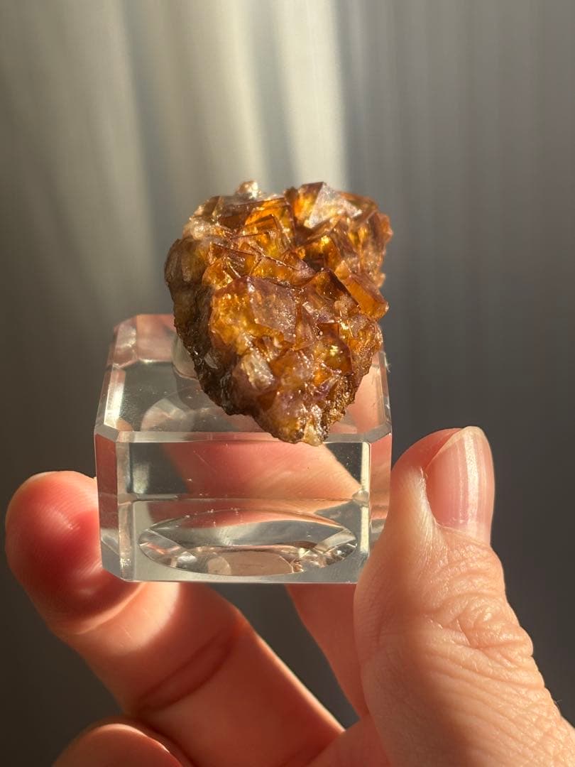 ドイツ産　フローライト　原石　鉱物標本　アンバー