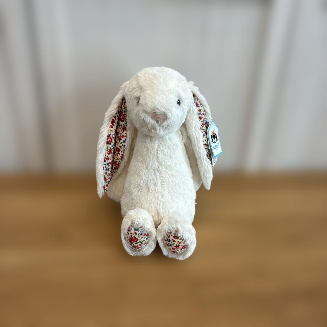 ジェリーキャット ブロッサムバニーMサイズ。ブロッサムクリームバニー。