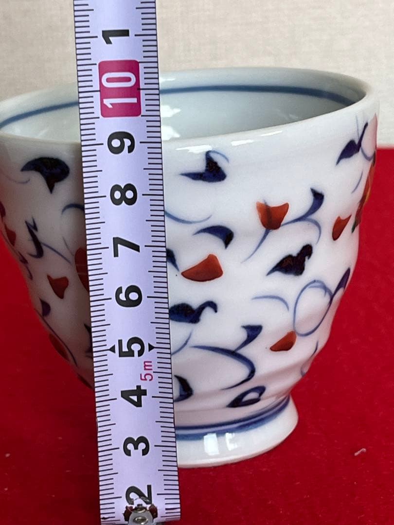 泰山 四代 武腰潤 草花繋ぎ 茶碗 碗 K362 共箱・共布・陶歴付き