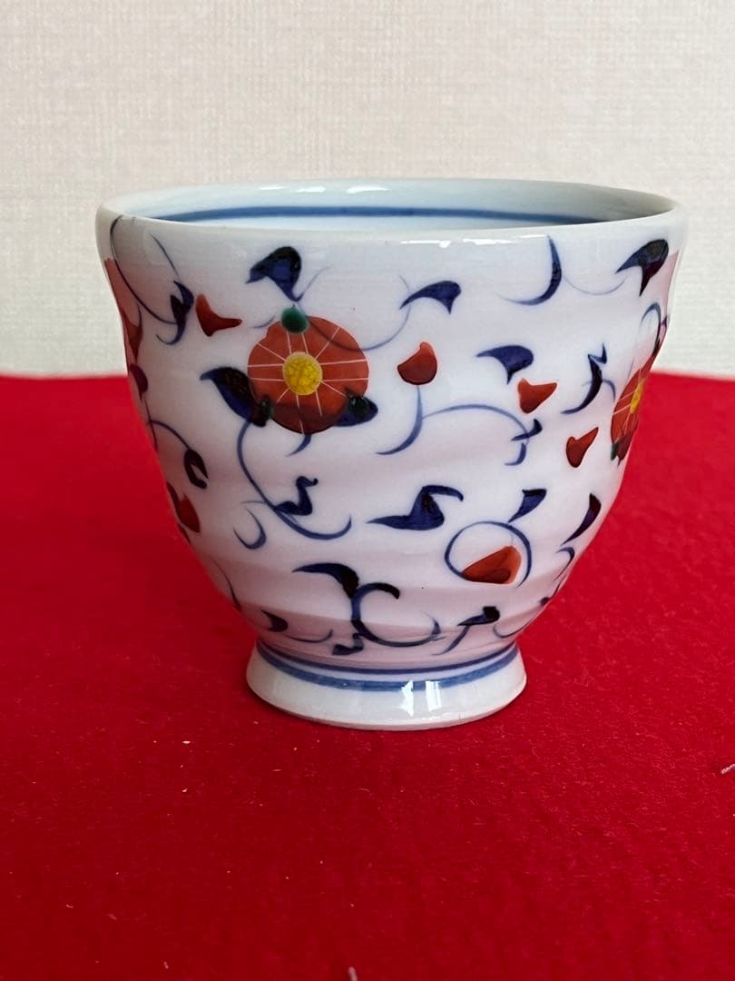 泰山 四代 武腰潤 草花繋ぎ 茶碗 碗 K362 共箱・共布・陶歴付き