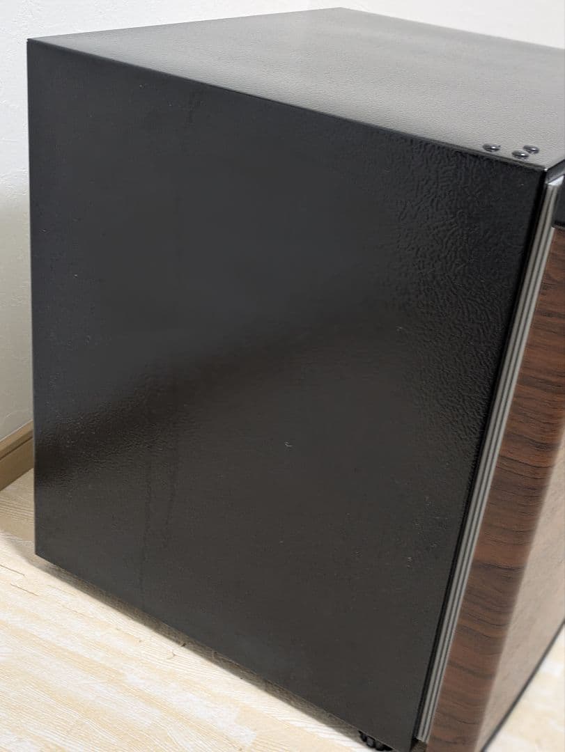 2020年製 WINCOD 冷凍庫 TH-32LF1-WD