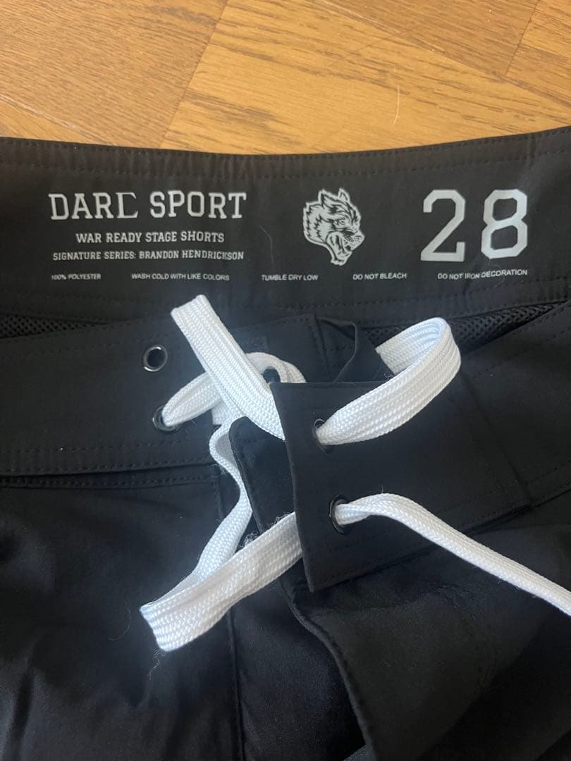 DARC SPORT フィジークサーフパンツ28サイズ WOLVES