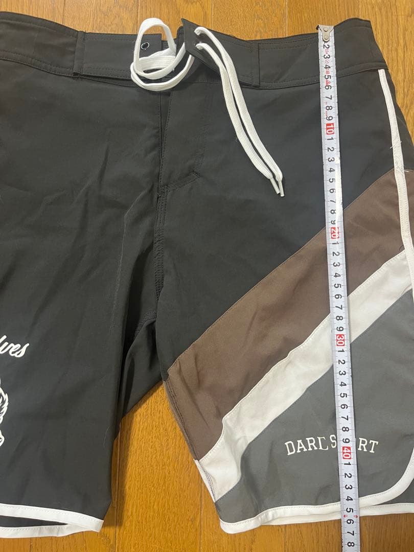 DARC SPORT フィジークサーフパンツ28サイズ WOLVES