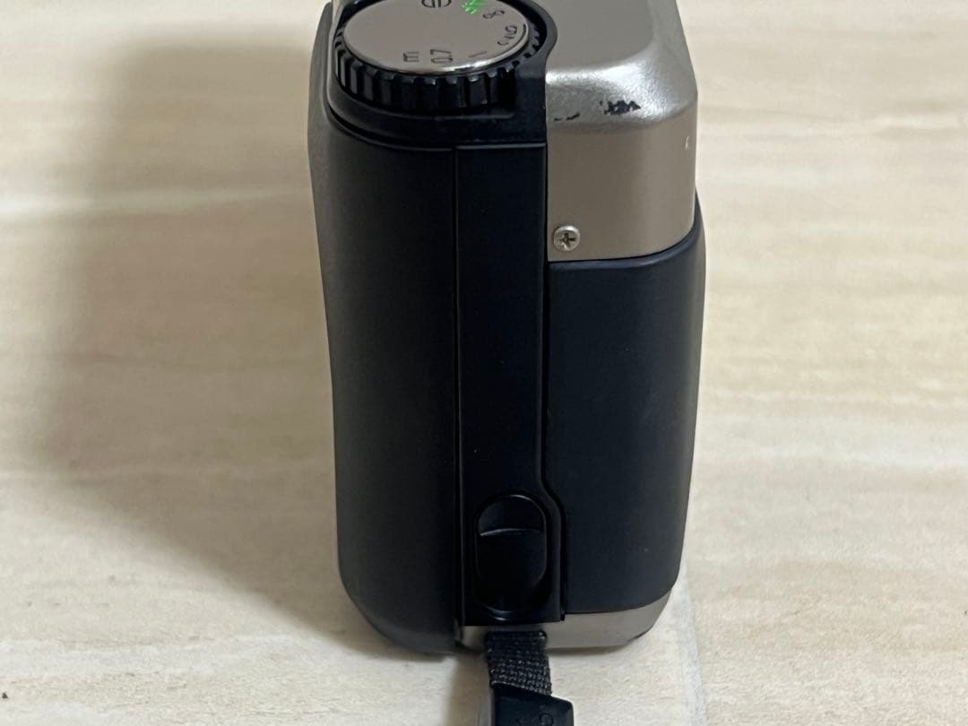 コンタックス CONTAX T2 コンパクトフィルムカメラ