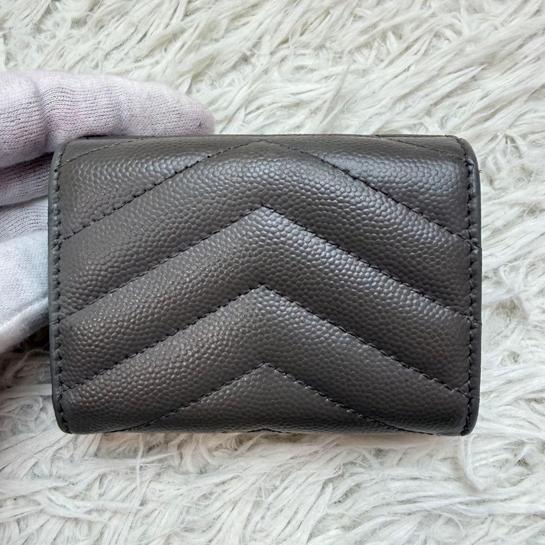 美品✨サンローラン 三つ折り財布 Vステッチ カサンドラ レザーオリガミ グレー